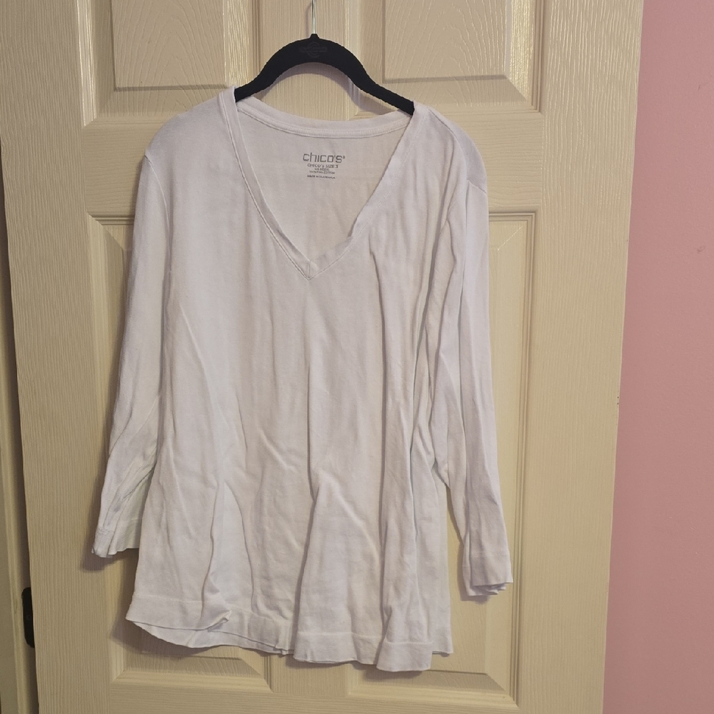 Chico's Classic White Long Sleeve V-Neck Top